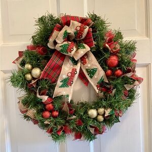 NWOT  burlap,greens with ornaments, burlap & plaid bow, Christmas truck bow